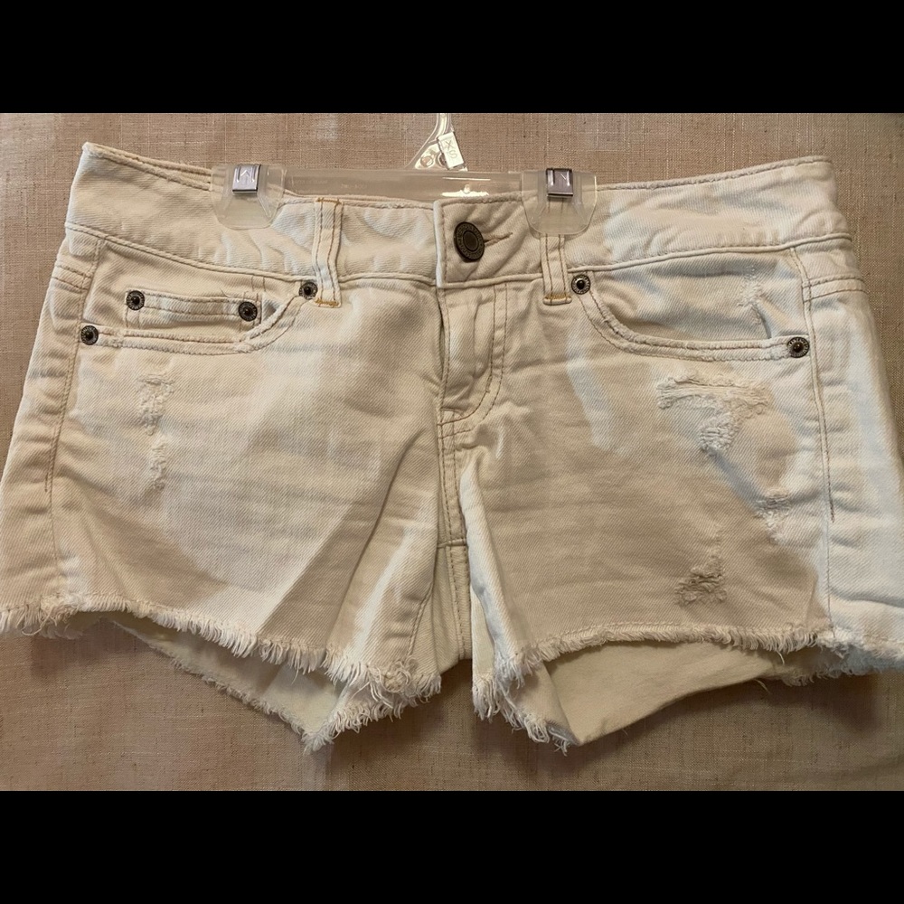 American eagle shorts - Picture 2 of 3